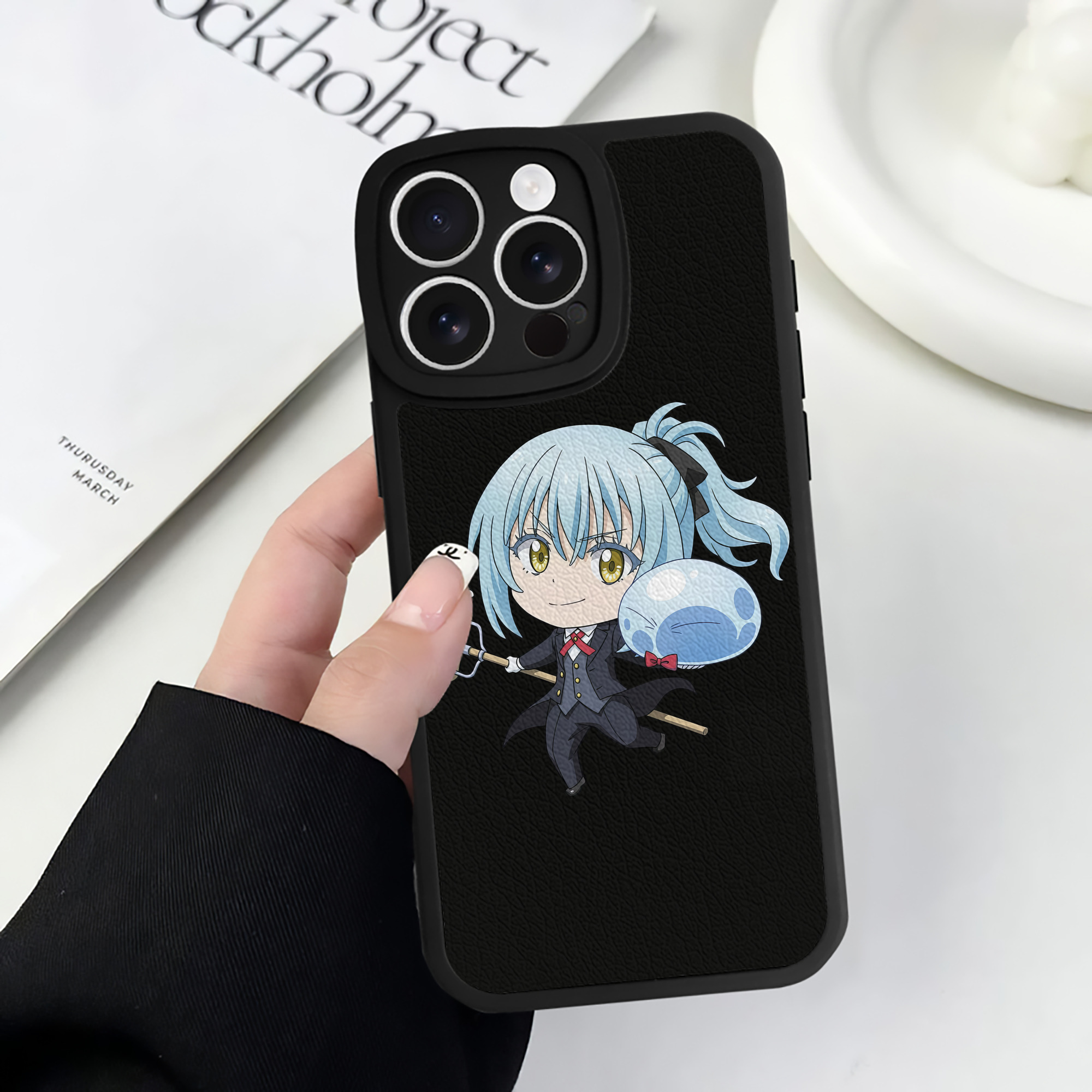 （画像用） 転スラ Regarding Reincarnated to Slime 【iPhone 16シリーズ対応】シリコンスマホケース（レザー調） 材質：シリコン